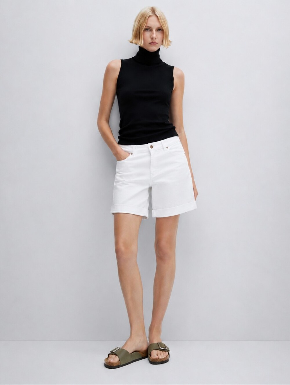 Talbots Classic White Women's Cotton Shorts Size 10 Girlfriend  Shorts
